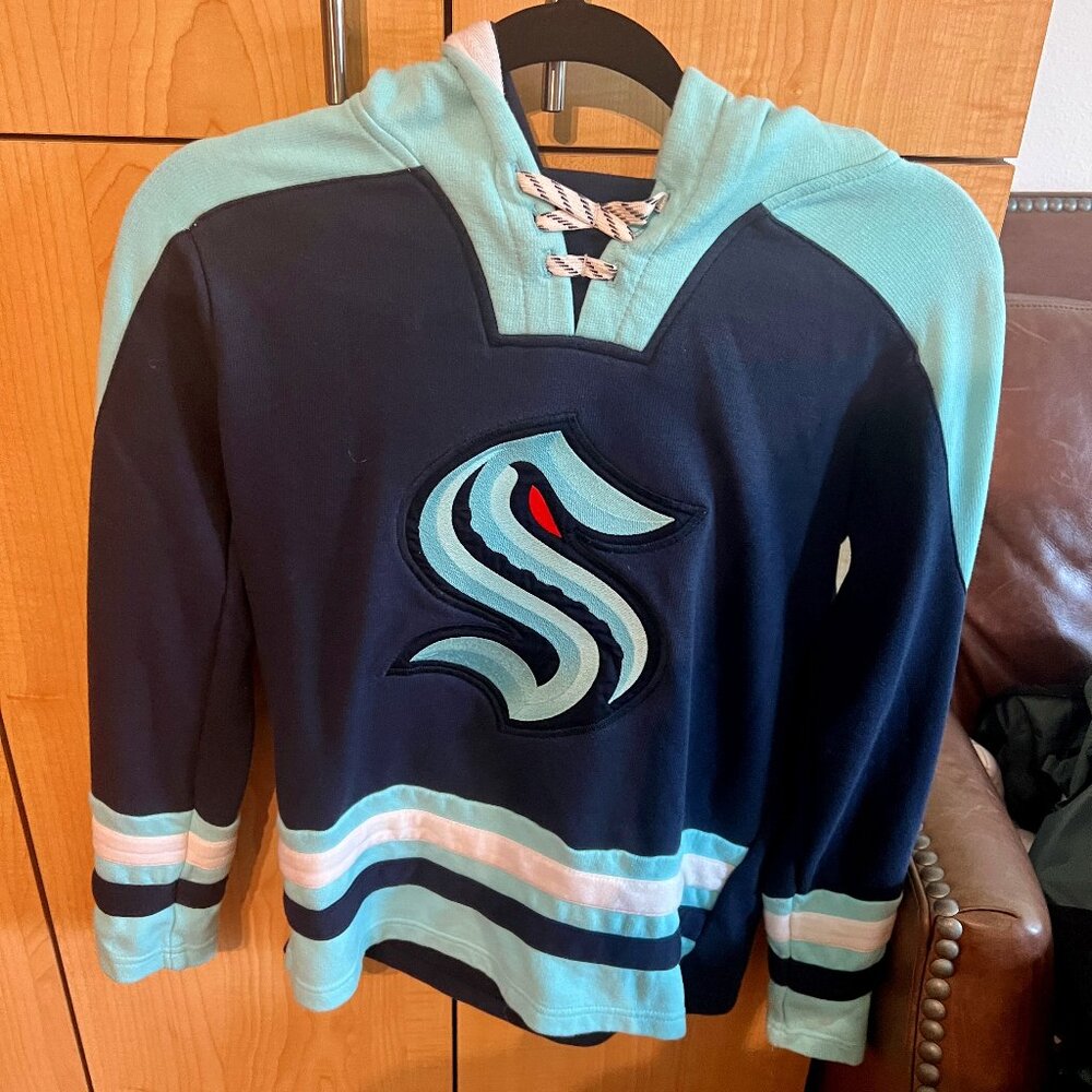 NHL Seattle Kraken Sweatshirt (Youth M/Women's XS)